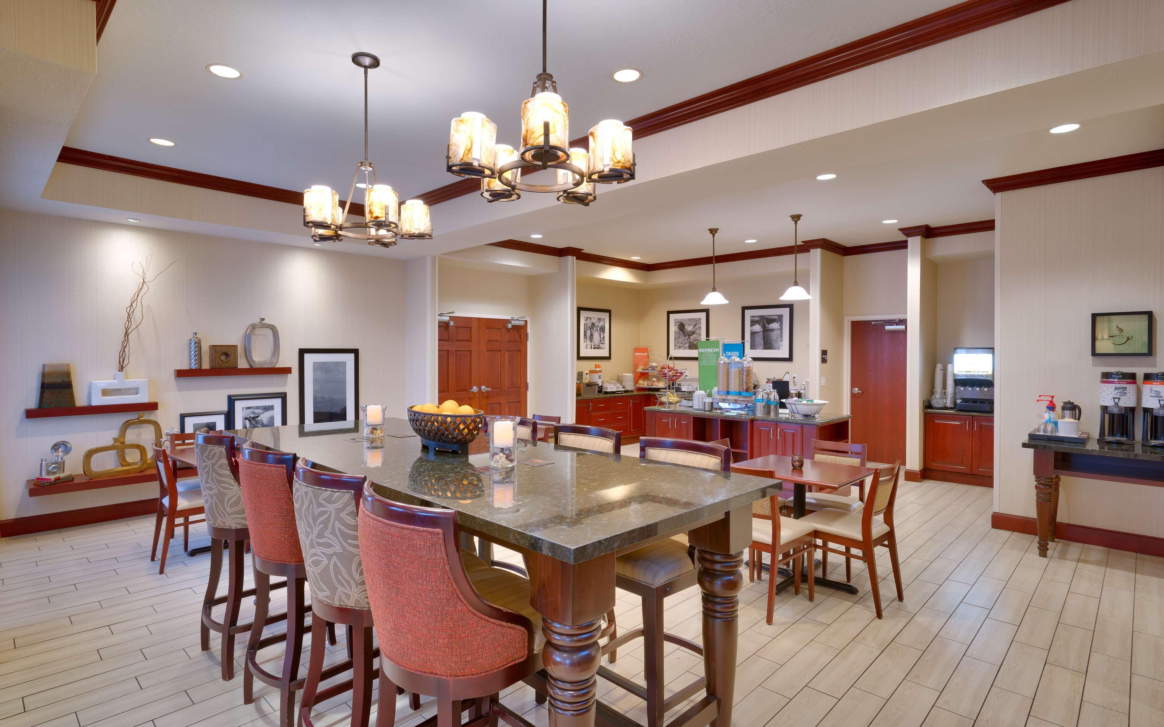 Hampton Inn Tremonton Kültér fotó