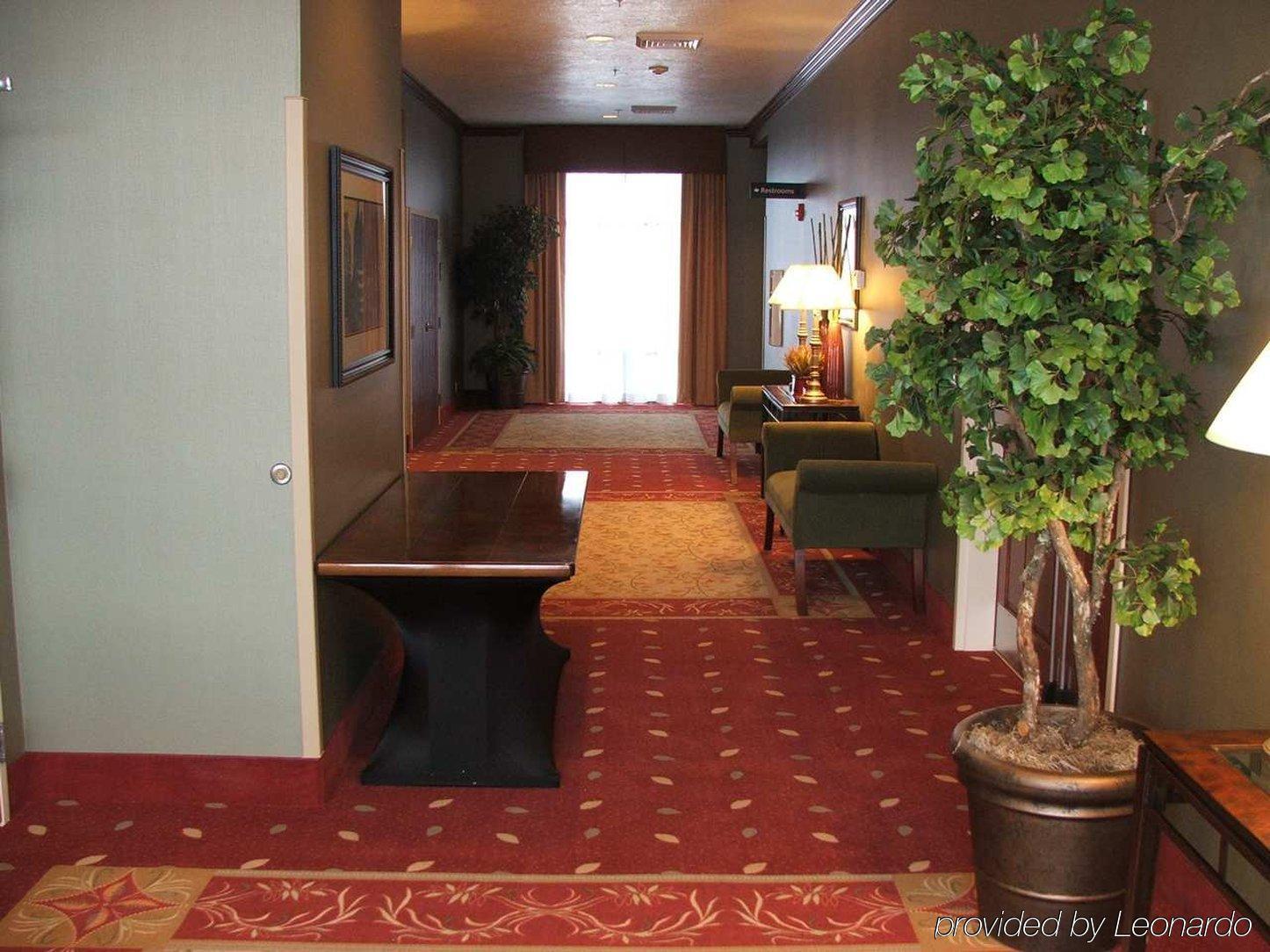Hampton Inn Tremonton Beltér fotó
